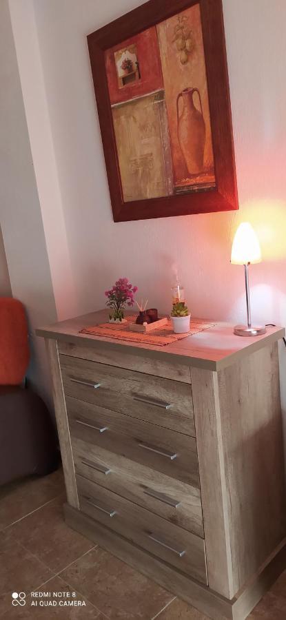 Estudio Wifi Bano 1 Sofa Cama Doble Piscina Playa 100Mts Torrevieja Kültér fotó